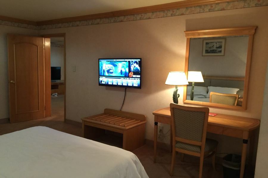 Guangzhou New Century Hotel Zewnętrze zdjęcie